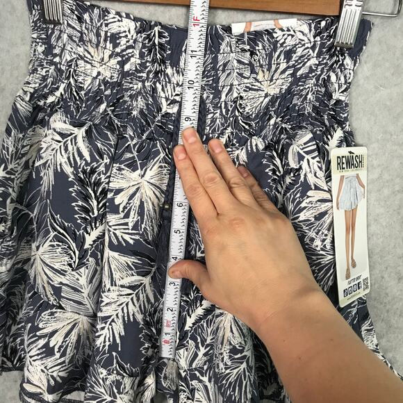 Rewash Shorts Womens Small Blue Floral Flutter‎ Loose Flowy Tropical Summer - Picture 7 of 13